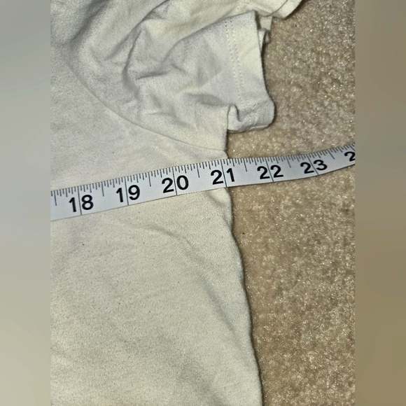 MTV Women's L Graphic Tee - Picture 7 of 10